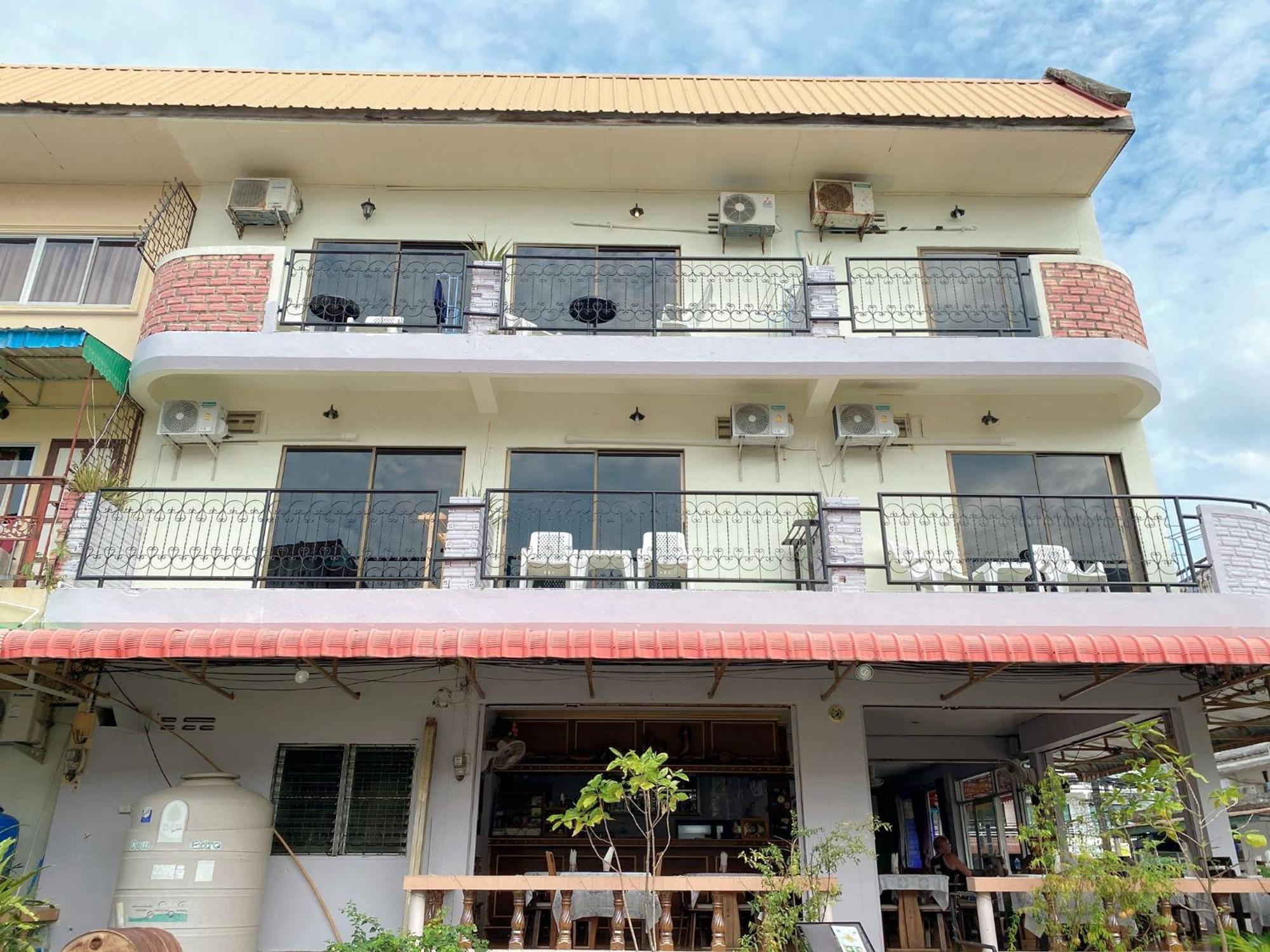 2 Vikings Guesthouse Karon 外观 照片
