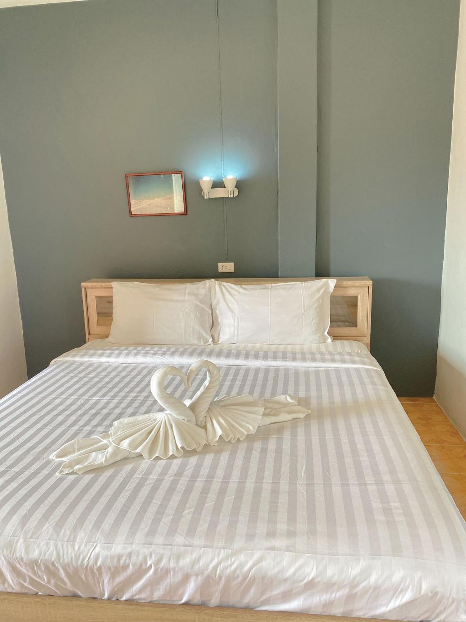 2 Vikings Guesthouse Karon 外观 照片