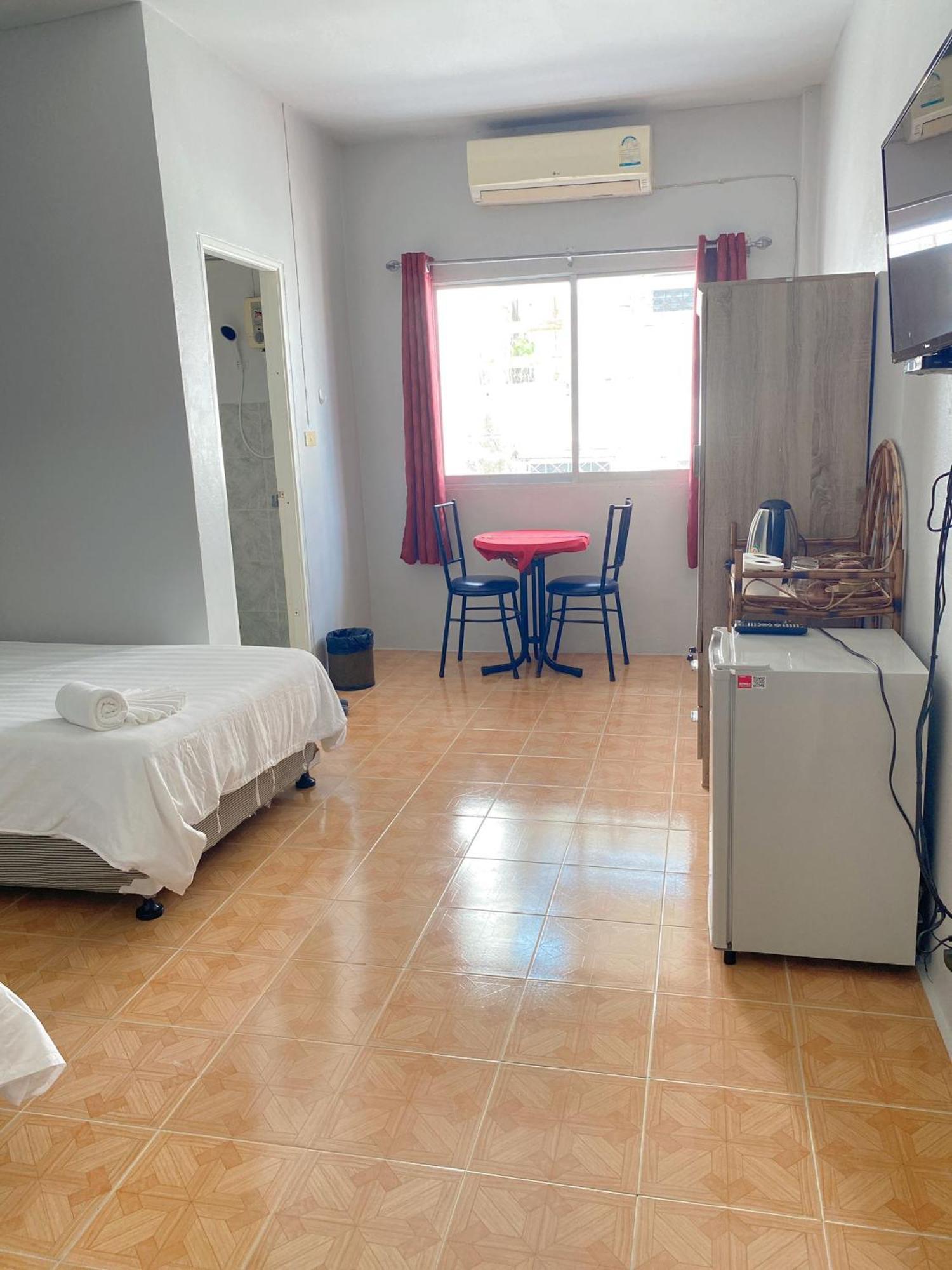 2 Vikings Guesthouse Karon 外观 照片